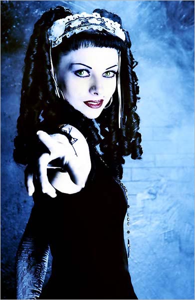 Gothic-Barbie 125exp1